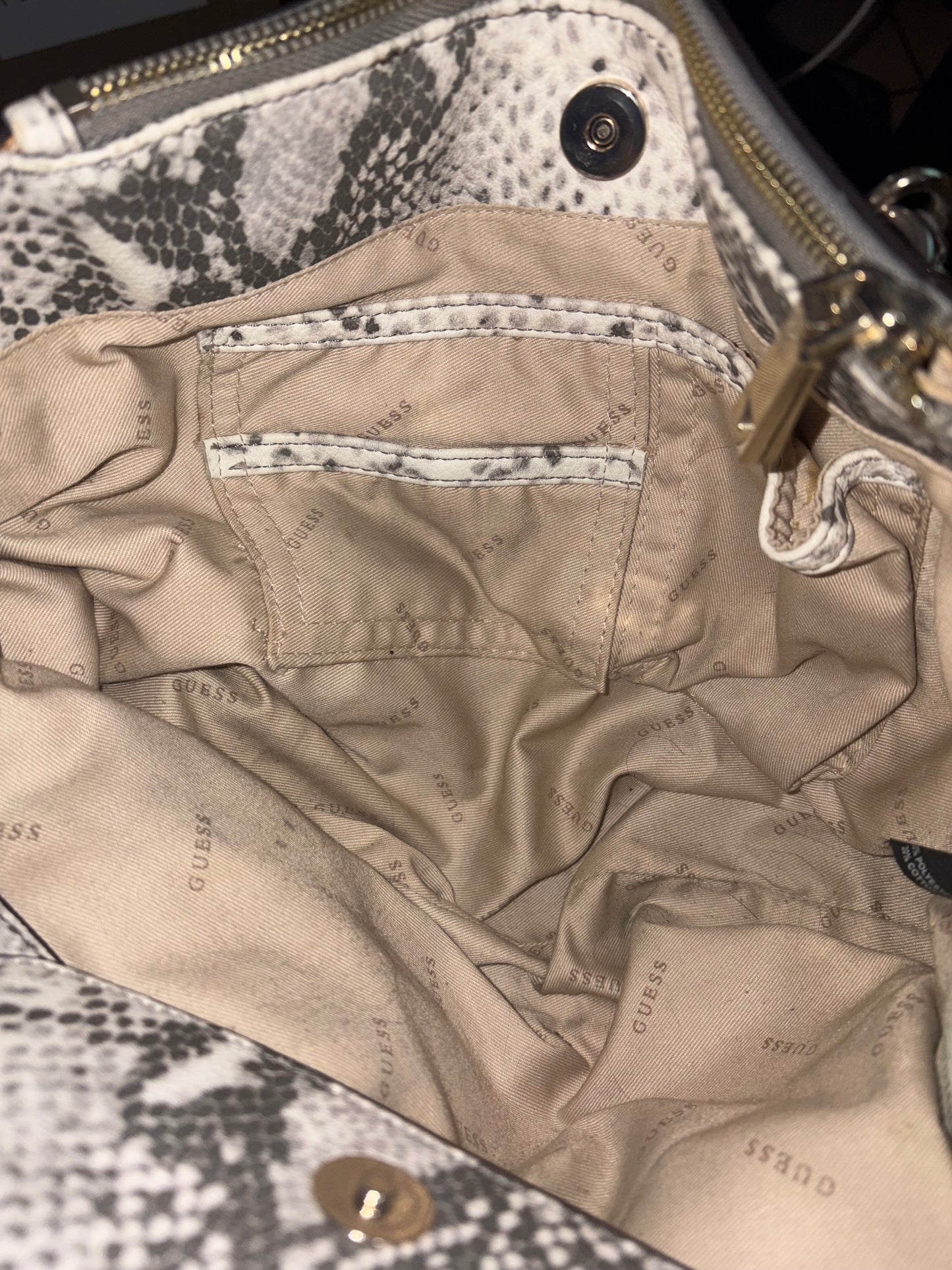 GUESS Snakeskin Print Tote Bag Shoulder Bag w/ Chain Straps Gray White Large