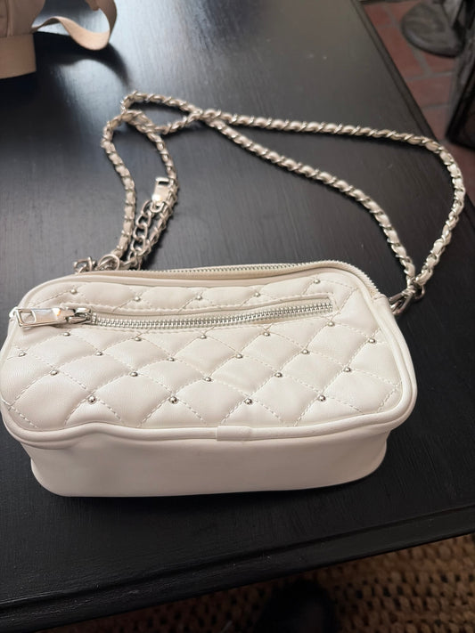 Steve Madden Quilted Mini Shoulder Bag White Silver Chain Y2K Baguette Purse