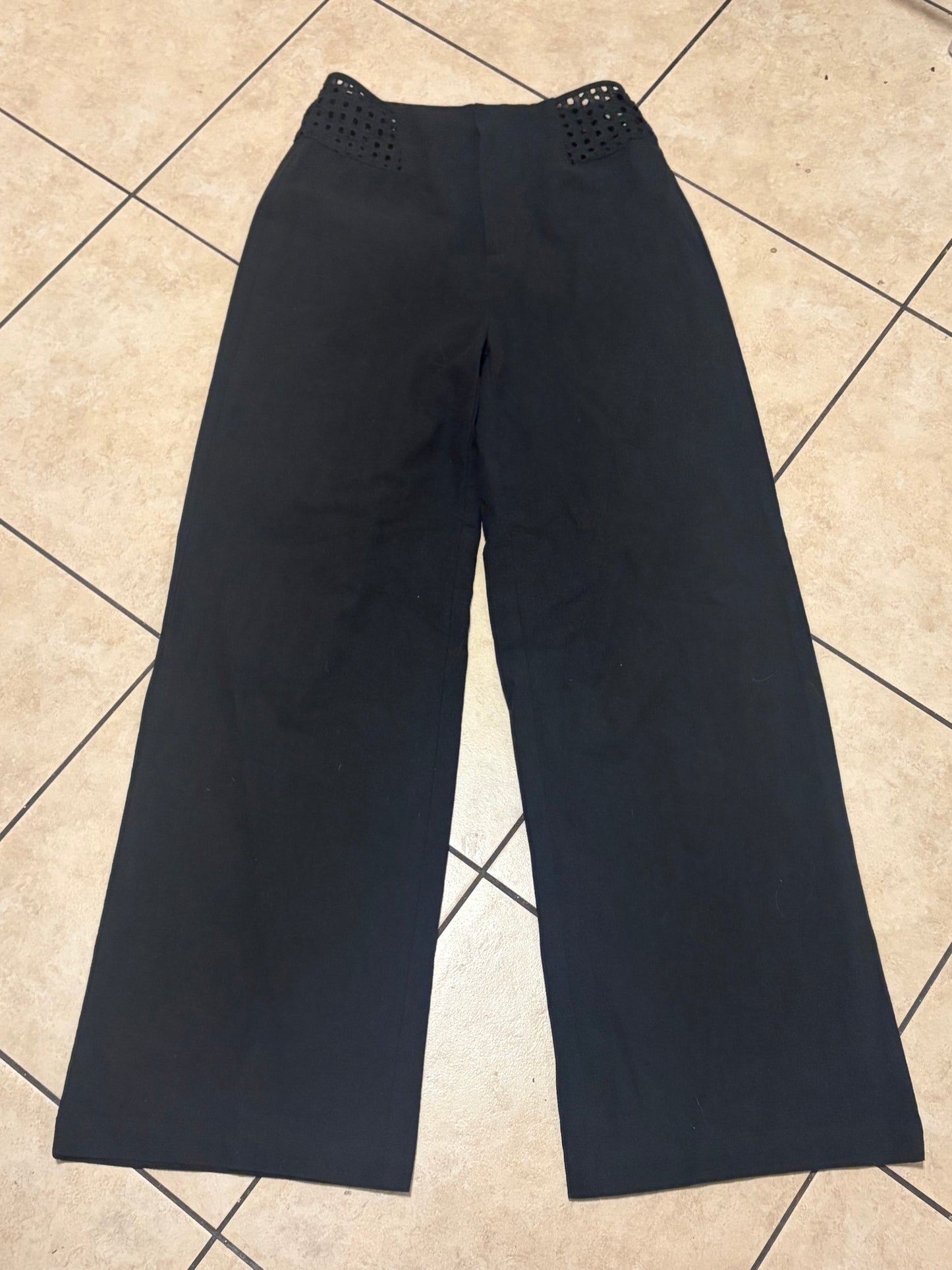 Hurley Wide Leg Pants Women’s Small Black Laser Cut Waistband Athleisure Yoga