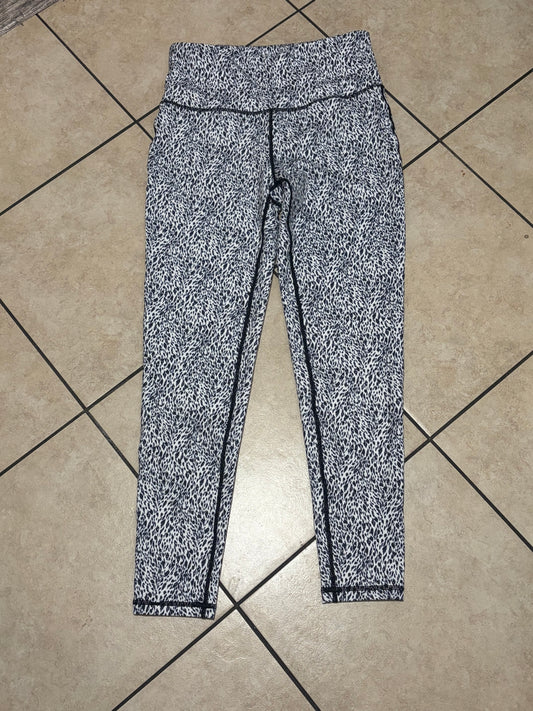 Old Navy Active Leopard Print Leggings Women’s Small Black White