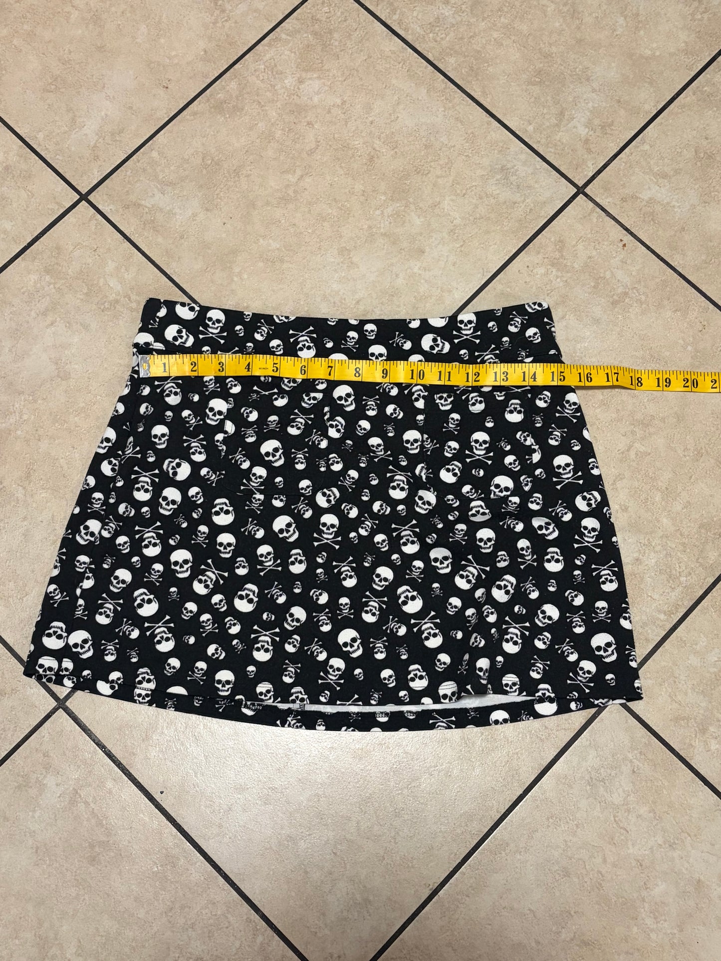 Hot Topic Y2K Skull Mini Skirt Goth Emo Punk Alt Mall Goth Size S M