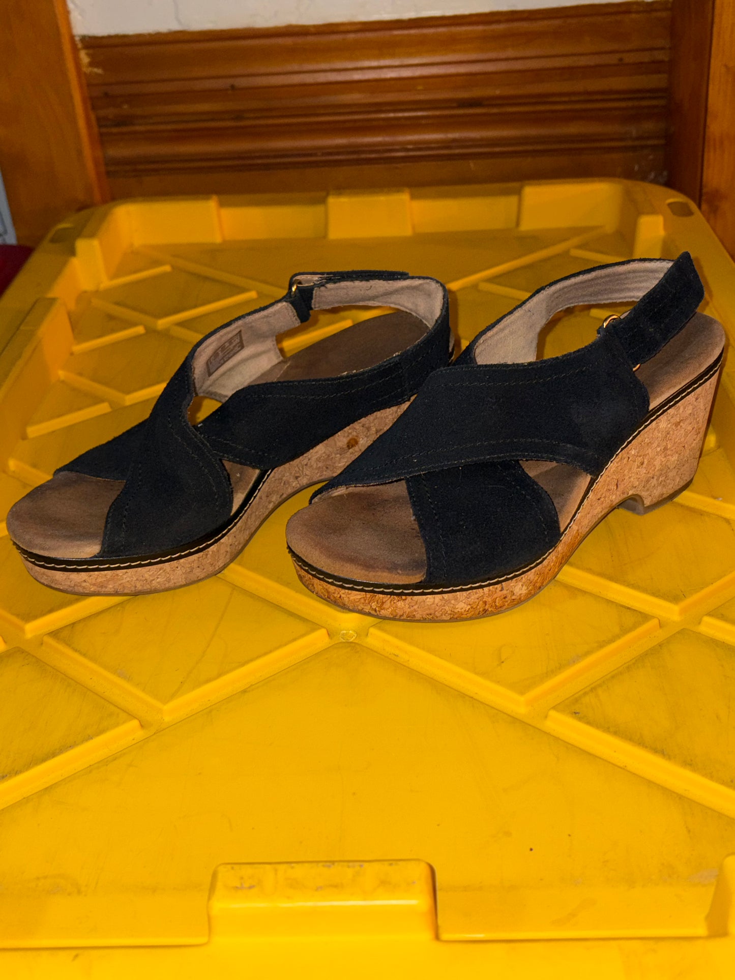 Clarks Ultimate Comfort Navy Suede Wedge Sandals Women’s Slingback Cork Heel