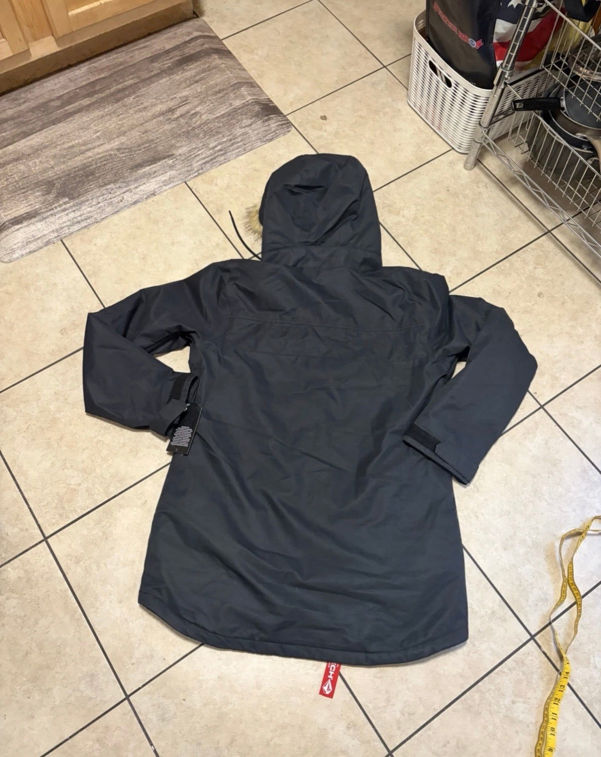 Volcom Women’s Snowboard Parka XL Black Faux Fur Hood 10K Waterproof