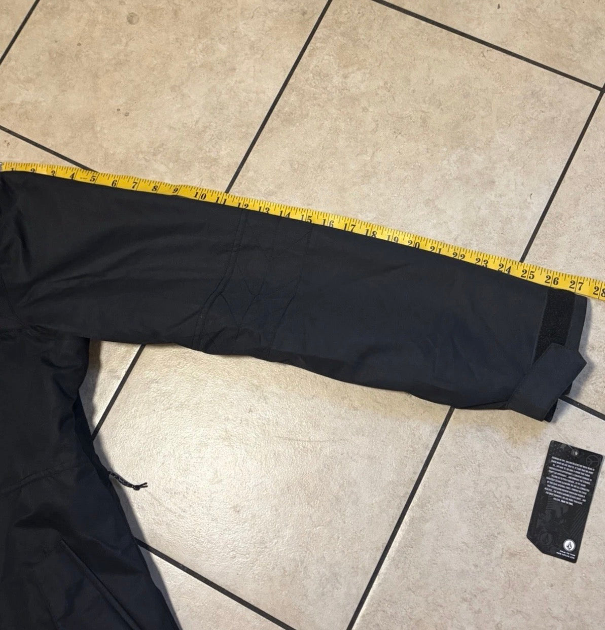 Volcom Women’s Snowboard Parka XL Black Faux Fur Hood 10K Waterproof