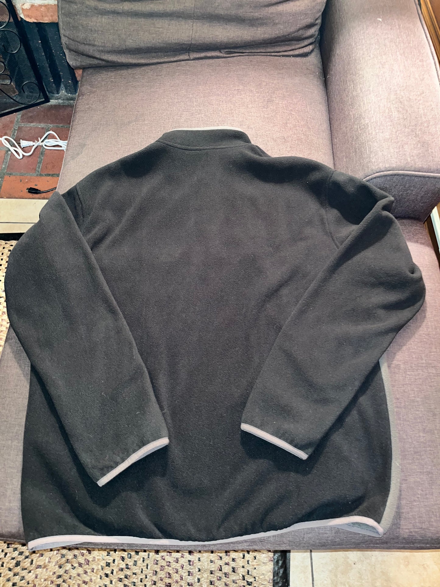 VOLCOM MEN'S ERROR92 MOCK NECK FLEECE SIZE: X-LARGE